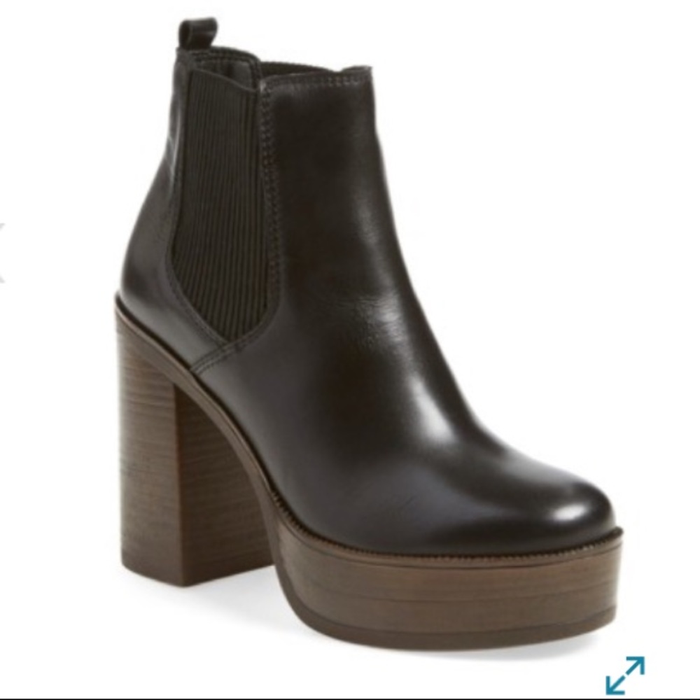 Steve Madden Geanna Platform Ankle Boot